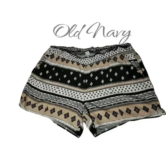 Old Navy Shorts XL - Picture 1 of 2